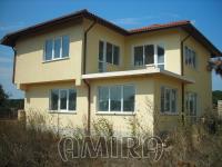 Bulgarian house 2 km from the beach front