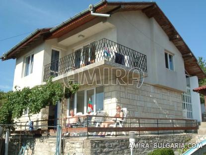 Furnished sea view villa in Bachik front