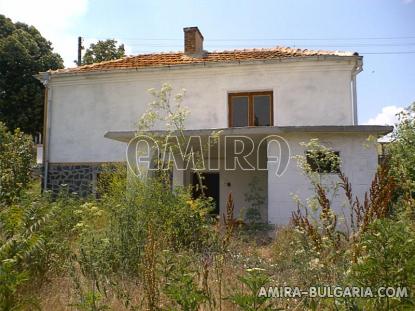 Bulgarian holiday home near a river back