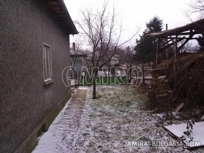 House with big plot 26 km from the beach back