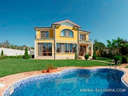 Sea view villa in Varna 3 km from the beach front 2