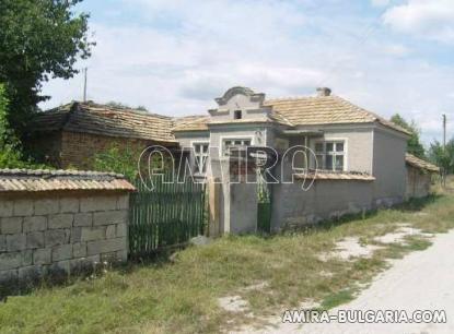 Bulgarian house 59km from the sea side