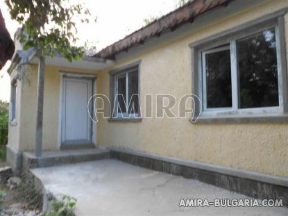 Renovated house 6km from the beach