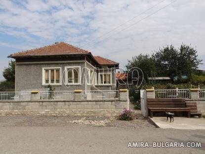 Furnished country house in Bulgaria 3