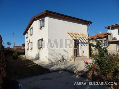 New house only 6km from Varna 6