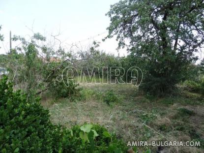 House with big plot in Bulgaria 16