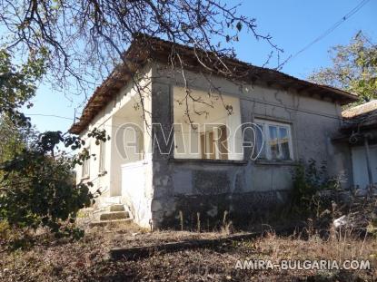 House with big plot in Bulgaria 6