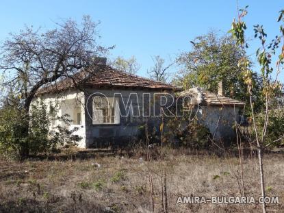 House with big plot in Bulgaria 9
