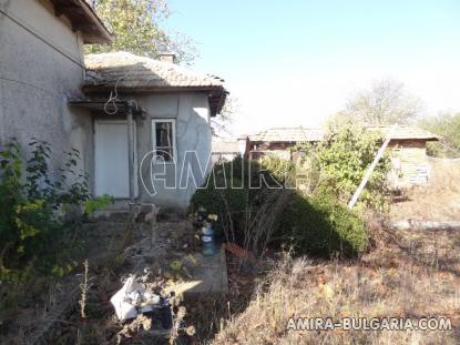 House with big plot in Bulgaria 11