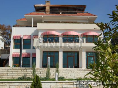 Luxury villa in Varna 500m from the beach 1