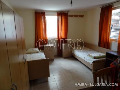Furnished guest house in Kranevo 18