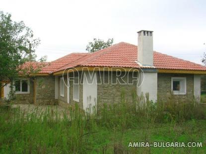 Renovated house 21 km from the beach