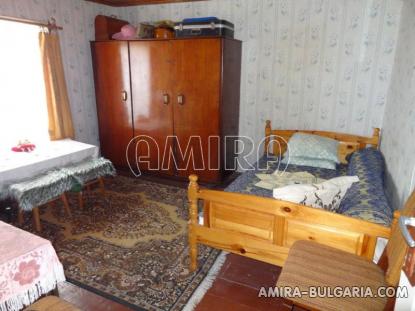 Cheap country house in Bulgaria 18