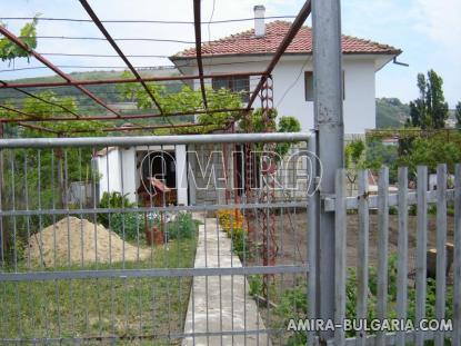 House near the Botanic Garden side 2