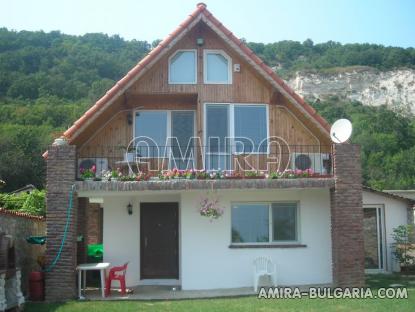 Sea view villa in Bulgaria 500 m from the beach front