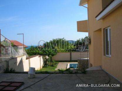 House in Bachik 400 m from the beach side 2