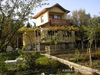 Sea view villa in Varna 2 km from the beach front
