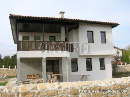 New 3 bedroom house 20 km from Varna front 2