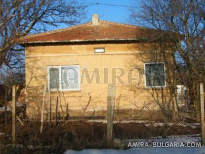 House in Bulgaria next to Dobrich front