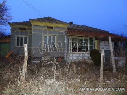 Holiday home 3 km from Dobrich front 2