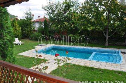 Furnished house with pool in Balchik swimming pool