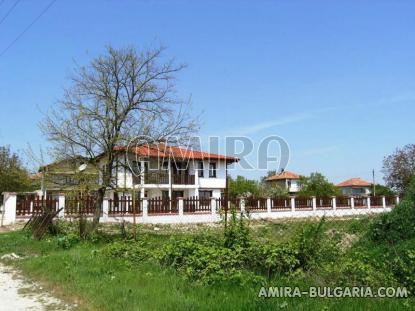 House near Varna in authentic Bulgarian style side 6