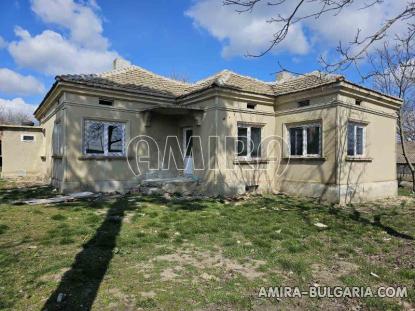 Stone house in authentic Bulgarian style front 2