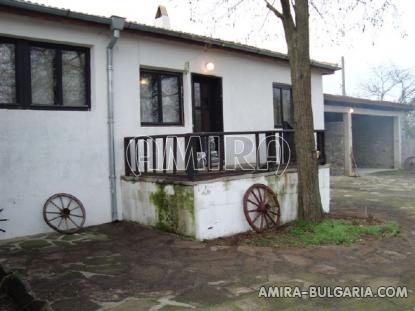 Furnished house 25km from Varna front 2