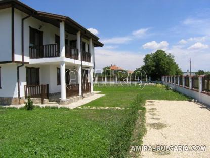 House near Varna in authentic Bulgarian style side 5