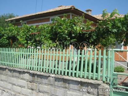 Renovated Bulgarian house with garage fence