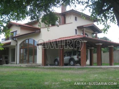 Spacious sea view house in Bulgaria 7 km from the beach front