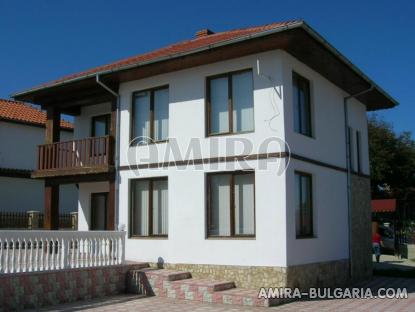 Furnished house with pool and sea view Albena, Bulgaria front