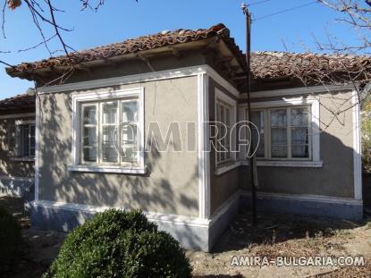 House with big plot 8 km from the beach 1