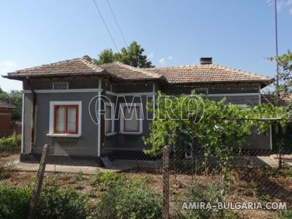 House in Bulgaria 40 km from the beach 0