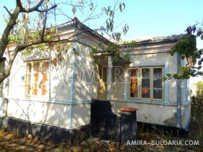 Furnished house 5 km from Dobrich 1