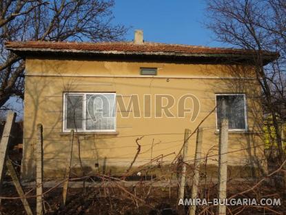 House in Bulgaria next to Dobrich