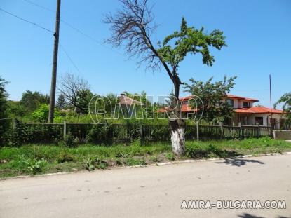 House in Bulgaria 28km from the beach road access