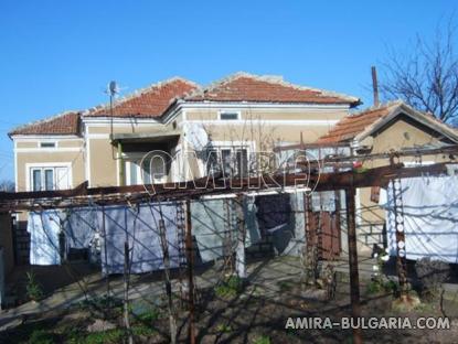House 11 km from Dobrich Bulgaria side