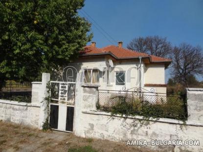 Renovated house with garage in Bulgaria 4