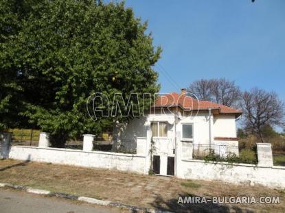 Renovated house with garage in Bulgaria 7