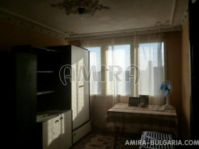 Furnished house next to Dobrich 13