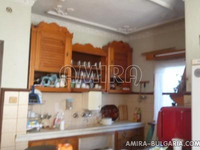 Furnished house next to Dobrich 16