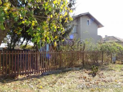 Furnished house next to Dobrich 3