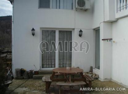 House in Bulgaria 12km from Varna 9