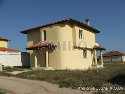 New house next to Varna 5
