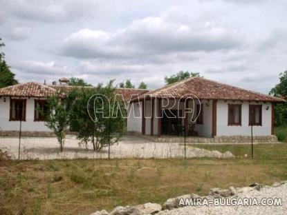 Furnished house next to Varna 1