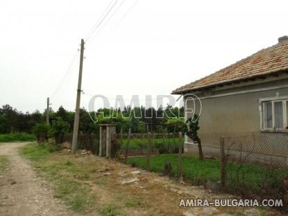 Authentic Bulgarian style house 28 km from Varna living room