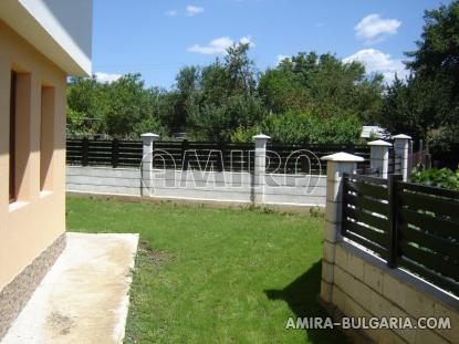 New 3 bedroom house 13 km from Varna fence 2
