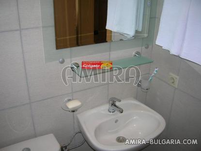 Furnished apartments in Bulgaria near Albena bathroom