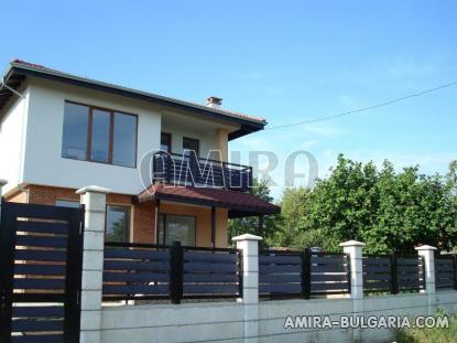 New 3 bedroom house 13 km from Varna fence